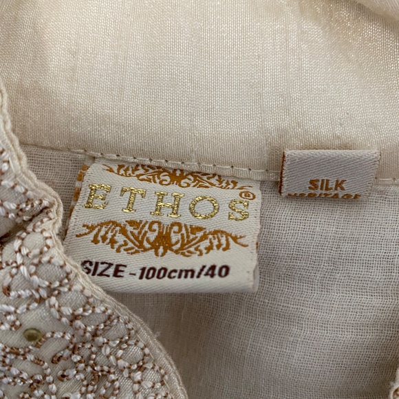 Men's Kurta Top, bottom and shawl - Picture 3 of 6